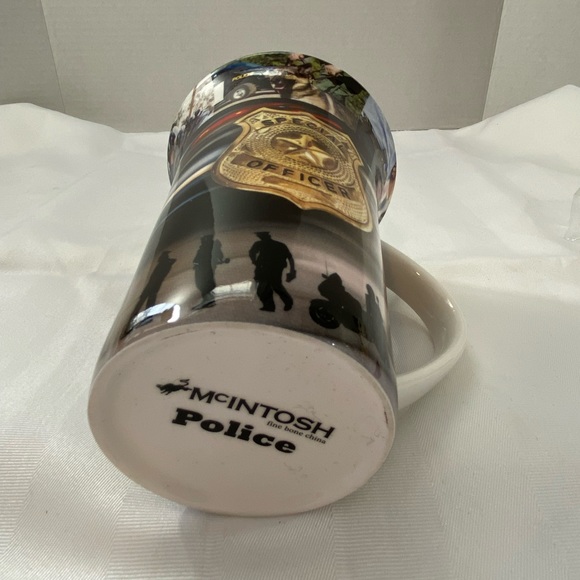 Special officer macintosh mug. 16oz fine bone china.Preowned No chips or cracks! - Picture 4 of 8